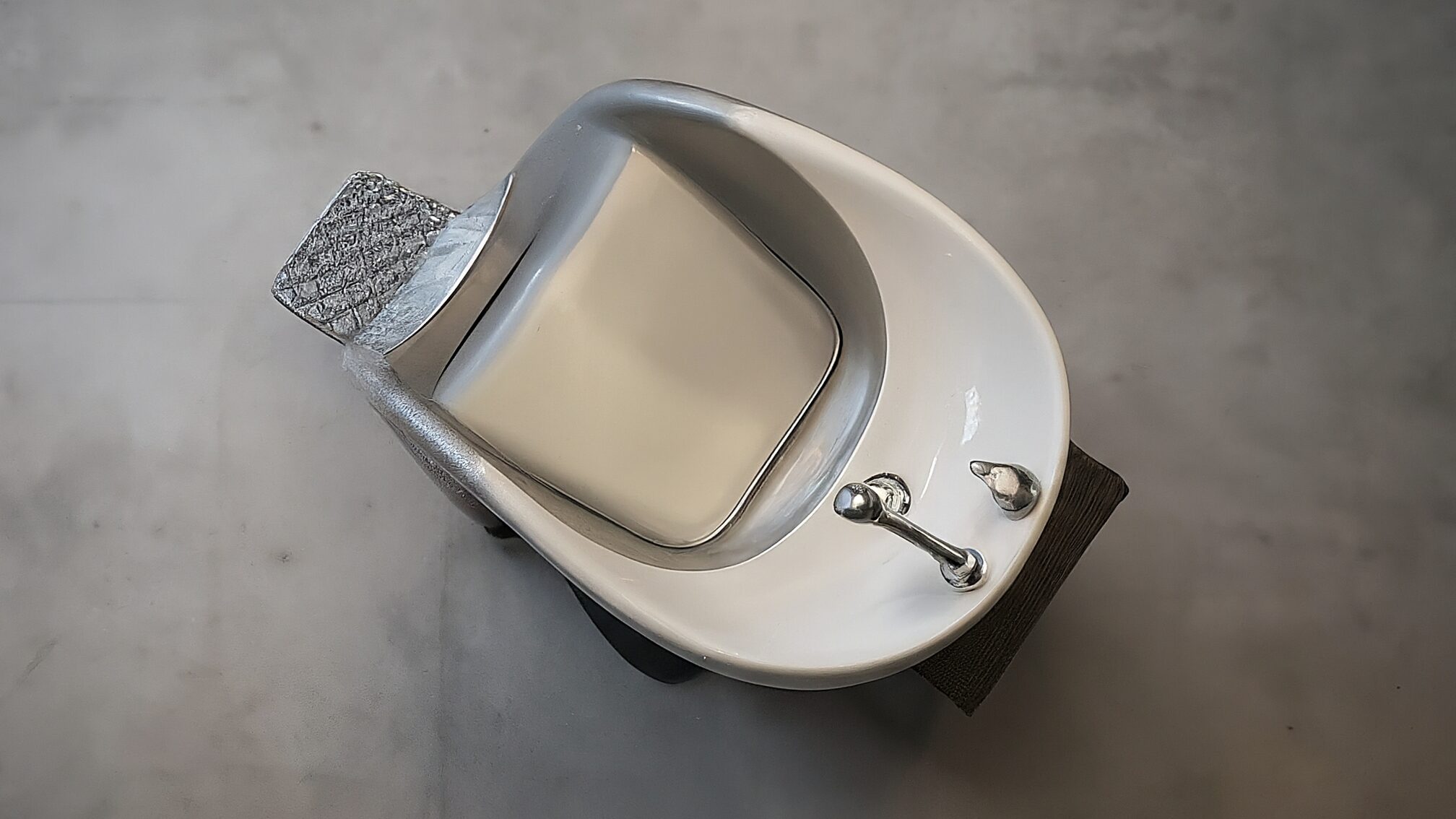 疲れない姿勢が重要！基本姿勢と立ち位置