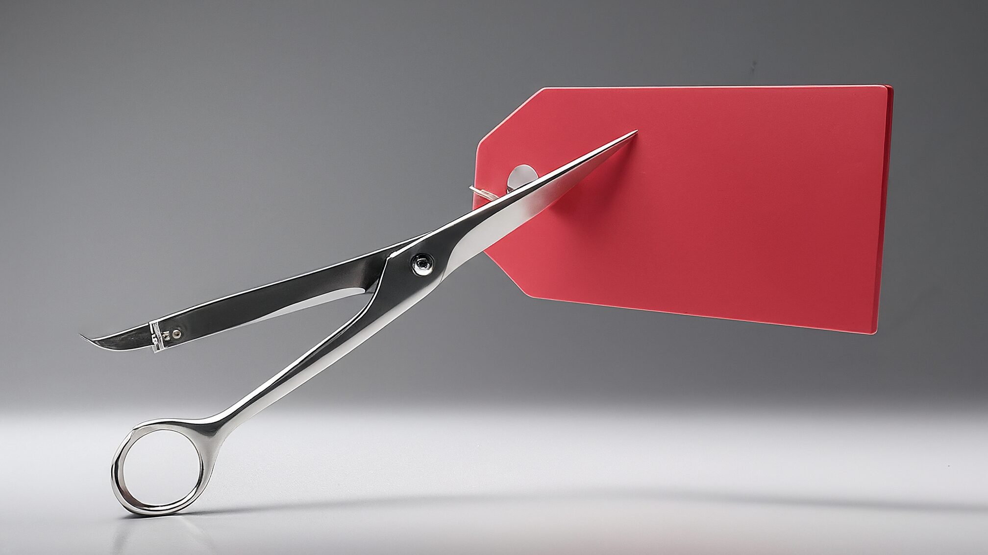 「サービスの限界」を認め「価格競争からの脱却」へ