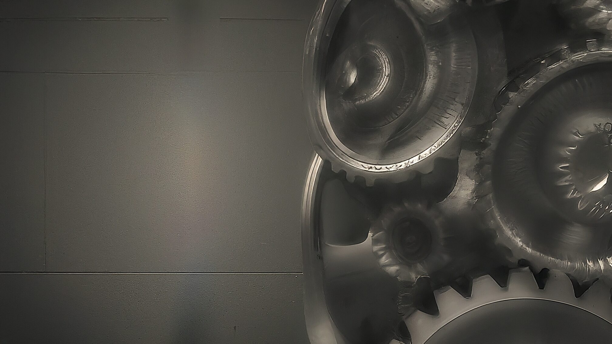 教える側の負担を減らす仕組みと進捗管理・評価制度