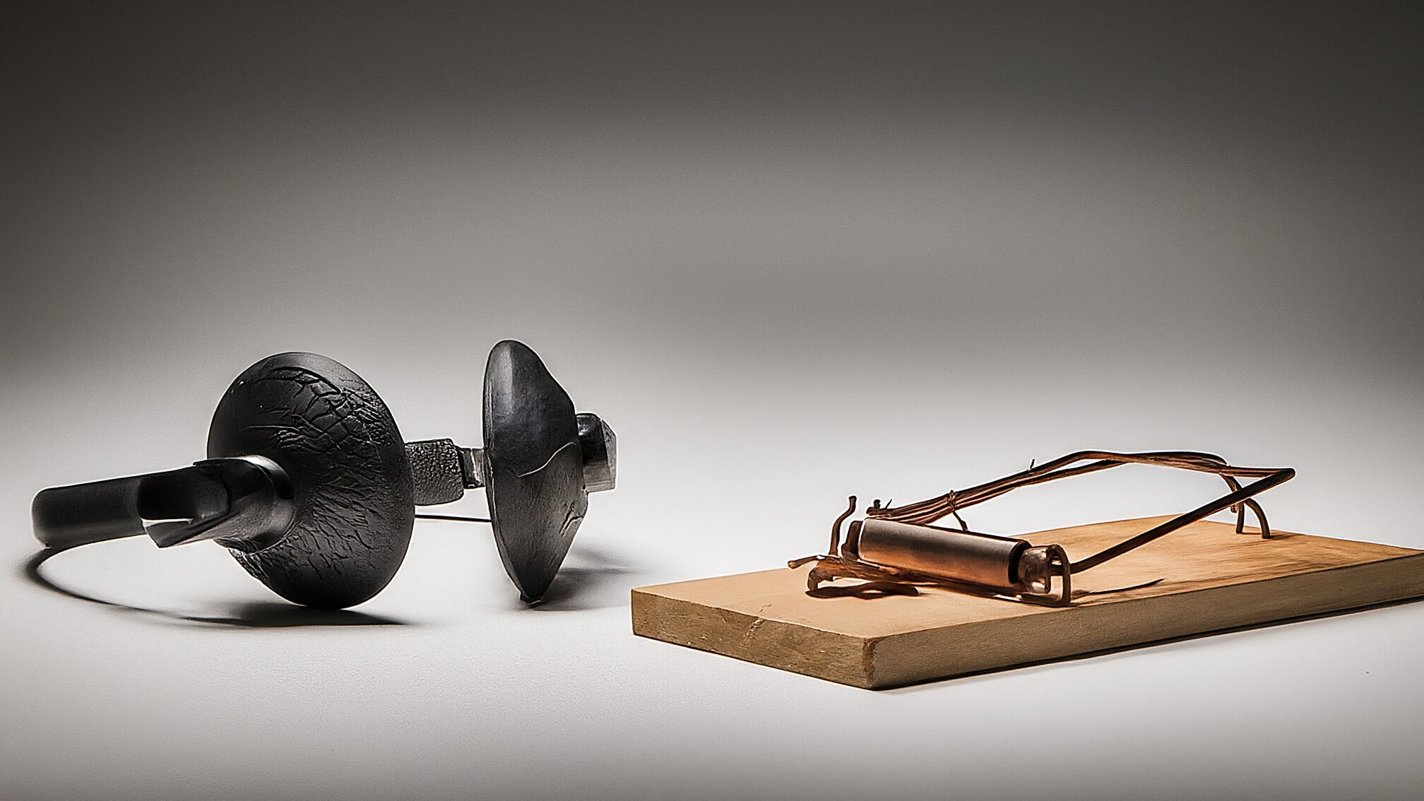 無料プランの落とし穴とサポート体制の比較